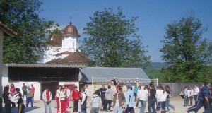 Liber la joacă sâmbăta și duminica în curtea școlii. Asta este subiectul unei interpelări pe care Cezar Preda i-a trimis-o ministrului Educației