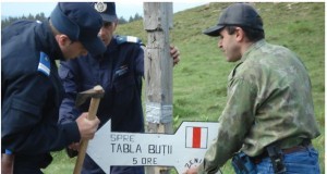 Traseele turistice din județul Buzău marcate de jandarmii montani