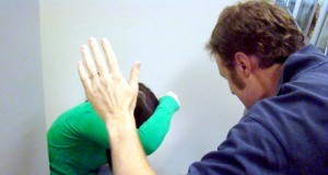 Senatul a decis: 25 noiembrie, Ziua împotriva violenţei domestice