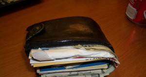 Un batran a platit 1.350 de lei pentru doua sapunuri