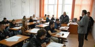 Premii în bani şi burse în SUA şi Germania – oferta unui concurs economic pentru liceeni