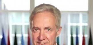 Vrei sa-i pui întrebări Ambasadorului SUA? Iată cum şi când o poţi face