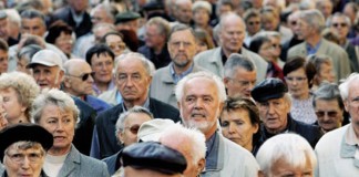 Procesul de îmbătrânire a populației s-a adâncit în ultimul an