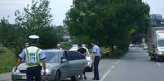 Plăteşti la timp amenda de circulaţie, se înjumătăţeşte perioada de suspendare a permisului