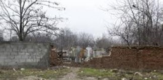 Scheletul decapitat al unei femei, gasit la groapa de gunoi a cimitirului din Niscov