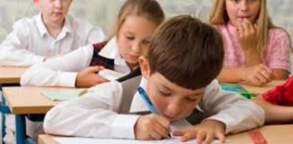 A început înscrierea pentru clasa întâi. Vezi care sunt procedurile