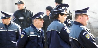 Foşti poliţişti, reîncadrați pentru a reduce deficitul de personal al MAI