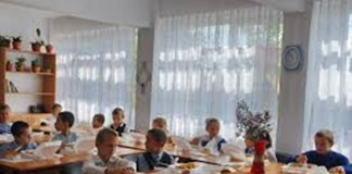 Ce nu se învaţă la şcoală, se plăteşte.Scump!