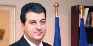 Vezi ce spune ministrul Apărării despre îmbunătățirea situației personalului civil din MApN