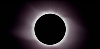 Astăzi, eclipsă de Lună!