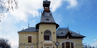 Expoziția „Universul: Fața A / Fața B”, la Centrul Cultural Al. Marghiloman