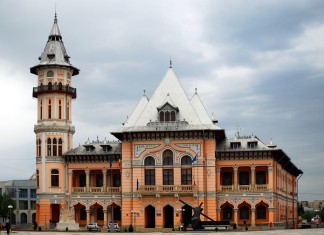 Licitație publică pentru spectacolul ,,Din suflet românesc” organizată de Primărie