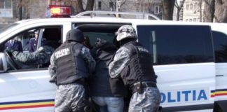 Consumatori de etnobotanice, internati la Săpoca. Peste 60 de persoane aduse la audieri. Vezi aici filmul evenimentelor