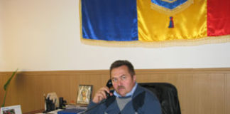 Infrastructură şi noi locuri de muncă, priorităţile primarului comunei Calvini, Nicolae Curelea