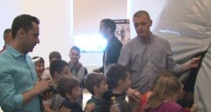 Planetariu mobil, instalat în Muzeul Judeţean