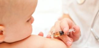 Vaccinul hexavalent pentru copii a ajuns la Direcţia de Sănătate Publică