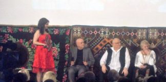 Buzoianul Benone Sinulescu a renunțat la spectacolele fastuase. Aniversare într-un cinematograf de provincie