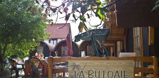 Destinatie de week-end. Pensiunea La Butoaie de pe Drumul Vinului, apreciata de cunoscatorii turismului