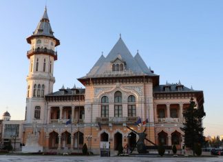 Consilierii locali municipali, convocaţi în şedinţa ordinară a lunii august