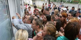 Câţi bani vor primii elevii buzoieni care au obţinut media 10 la bacalaureat şi la Evaluarea Naţională