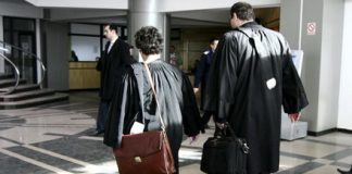 Avocații buzoieni protestează. Semnal de alarmă față de nivelul şi modalitatea de stabilire a onorariilor din oficiu