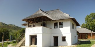Casa cu Blazoane de la Chiojdu, premiată în cadrul Bienalei Naționale de Arhitectură
