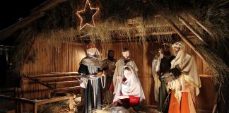 Creştinii sărbătoresc Naşterea Domnului – Crăciunul