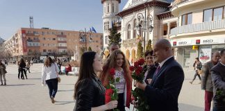 Flori pentru buzoience din partea Consiliului Județean