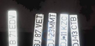 Avertisment pentru şoferi. Se fură plăcuţele de înmatriculare de pe maşini