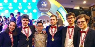 Buzoianca olimpică internațională la fizică: „Nu mi-am sacrificat hobby-urile, doar fac ceva care contează!”