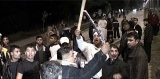 Bataie ca in filme pe Stavilarului. Politistii au folosit spray lacrimogen