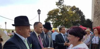 Președintele Petre Emanoil Neagu, prezent la Festivalului Naţional al Mărului, în Republica Moldova