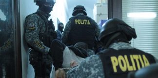 Descinderi la persoane bănuite de contrafacere de produse