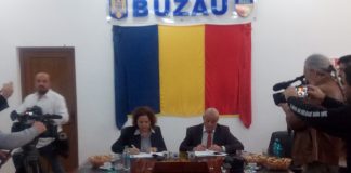 O nouă reuşită a Consiliului Judeţean. S-a semnat contractul de finanțare pentru reabilitarea tronsonului de drum din DJ 203K, limita cu județul Brăila – Vadu Pașii