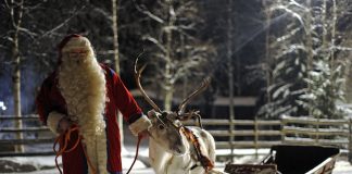 Moş Crăciun – de la fratele bogat al lui Moş Ajun la renii şi spiriduşii din Laponia