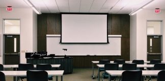 Elevii şi preşcolarii nu vor face cursuri miercuri