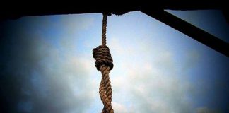 Update Ampla misiune de salvare la Sapoca. Un barbat ameninta ca se sinucide