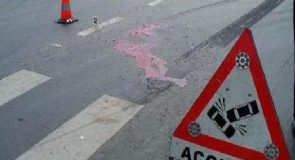 Fetiță de 11 ani, lovită pe trecerea de pietoni