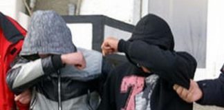 Bărbați din Râmnic, reținuți pentru escrocherii pe internet