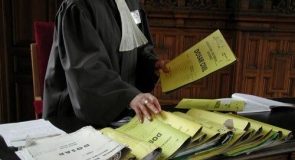 Procurorii buzoieni revin la parchetele de acasă