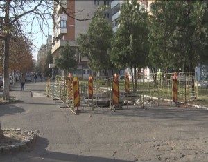 Pasajul subteran de pe Unirii rămâne închis