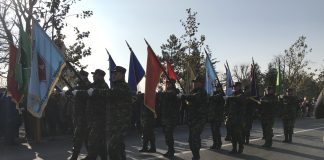 Mii de buzoieni, prezenți la parada de Ziua Națională