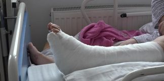 Zăpada și poleiul fac victime. Sute de buzoieni, cu fracturi