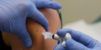 Vin dozele de vaccin antigripal, la Buzău