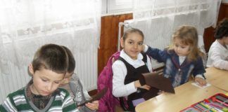 Condiţii moderne de învăţământ la Glodeanu Sărat pentru 150 de copii