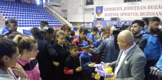 Gesturi de suflet ale președintelui Consiliului Județean. Daruri pentru vârstnici și copii instituționalizați