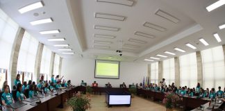 Voluntarii de la Liceul de Artă, premiați de Consiliul Județean