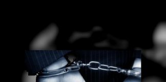 Un tânăr de 17 ani a tâlhărit o femeie de 72 de ani