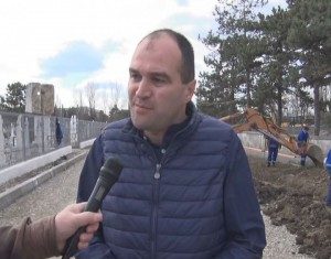 A renunțat la mandatul de consilier pentru un post la Direcția de Cultura
