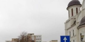 O parcare din Buzău s-a transformat în stradă